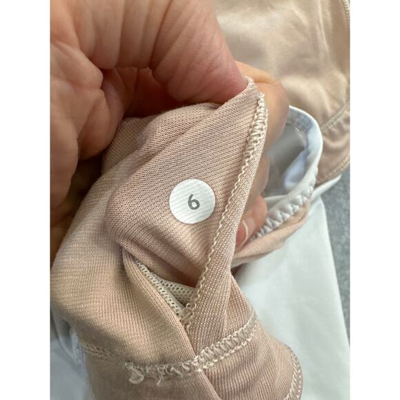 Lululemon White Running in the City Tank  - size 6 - Picture 7 of 9